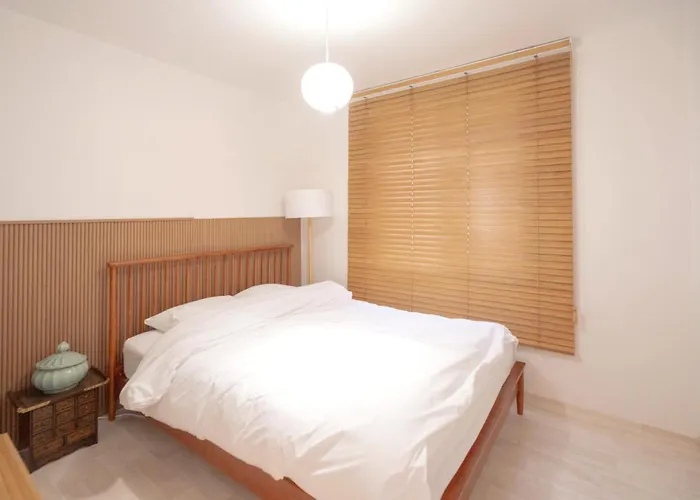 Apartment 4 Queen Beds 3br Family 8 Guests Wangsimni