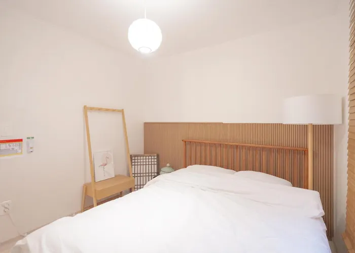 Apartment 4 Queen Beds 3br Family 8 Guests Wangsimni Seoul